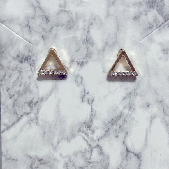 Earrings/Studs - Picture 2 of 3